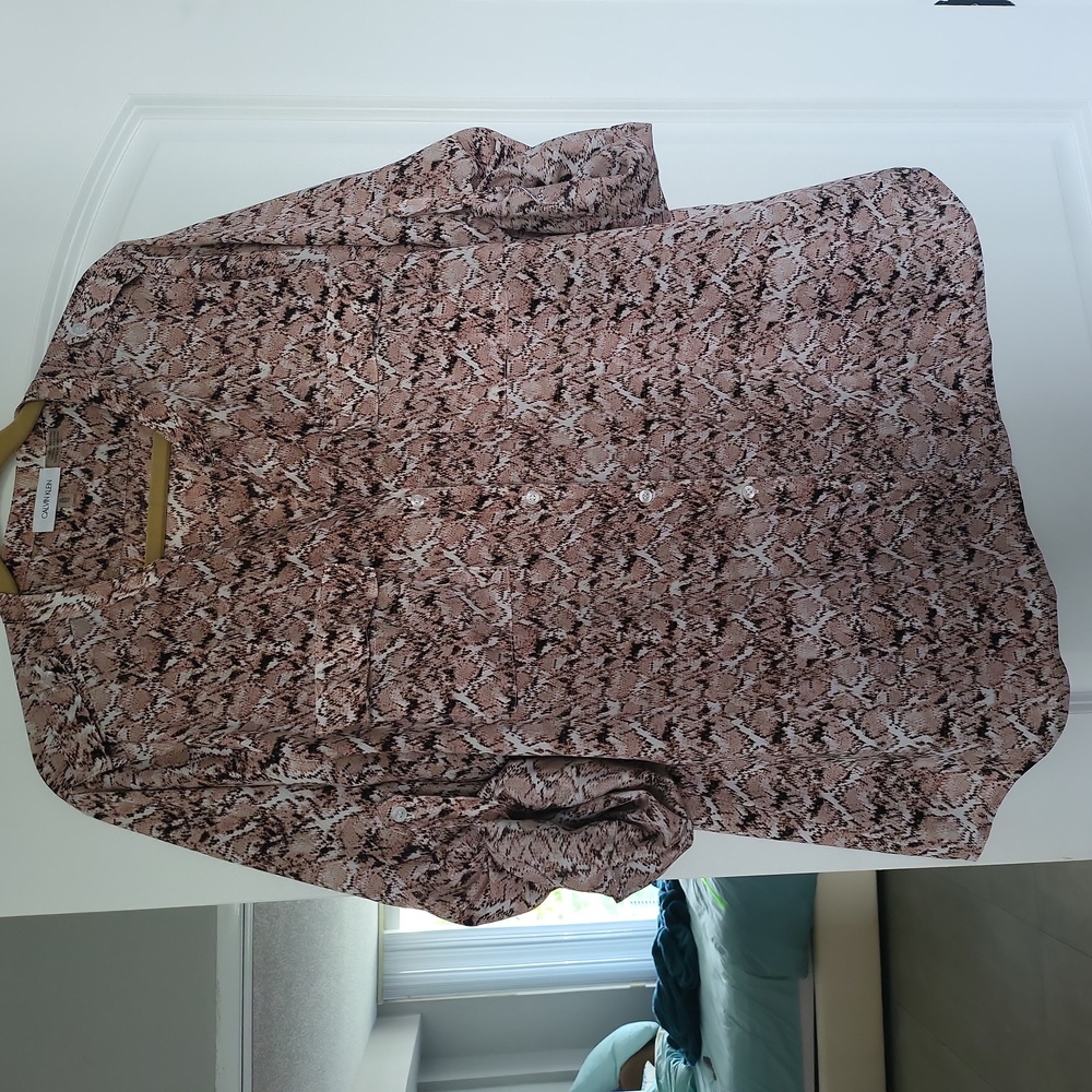 Calvin Klein Long Sleeve Blouse Snakeskin Print V-Neck Button Front Silky XL